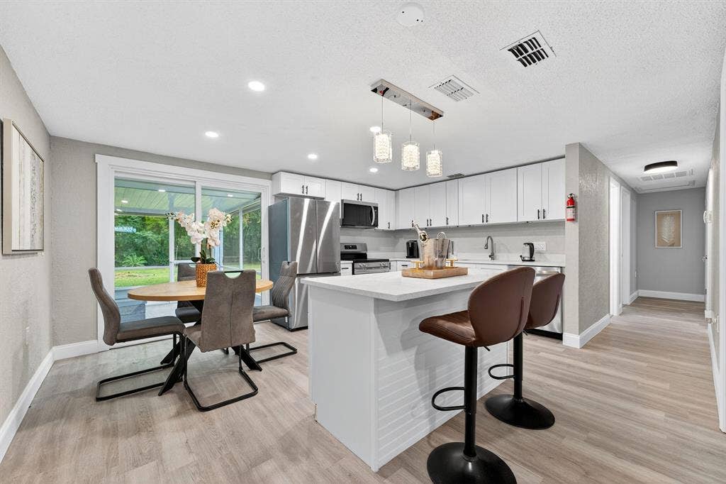 4 BR in Lakeland
