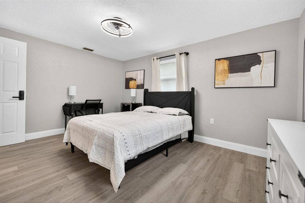 4 BR in Lakeland