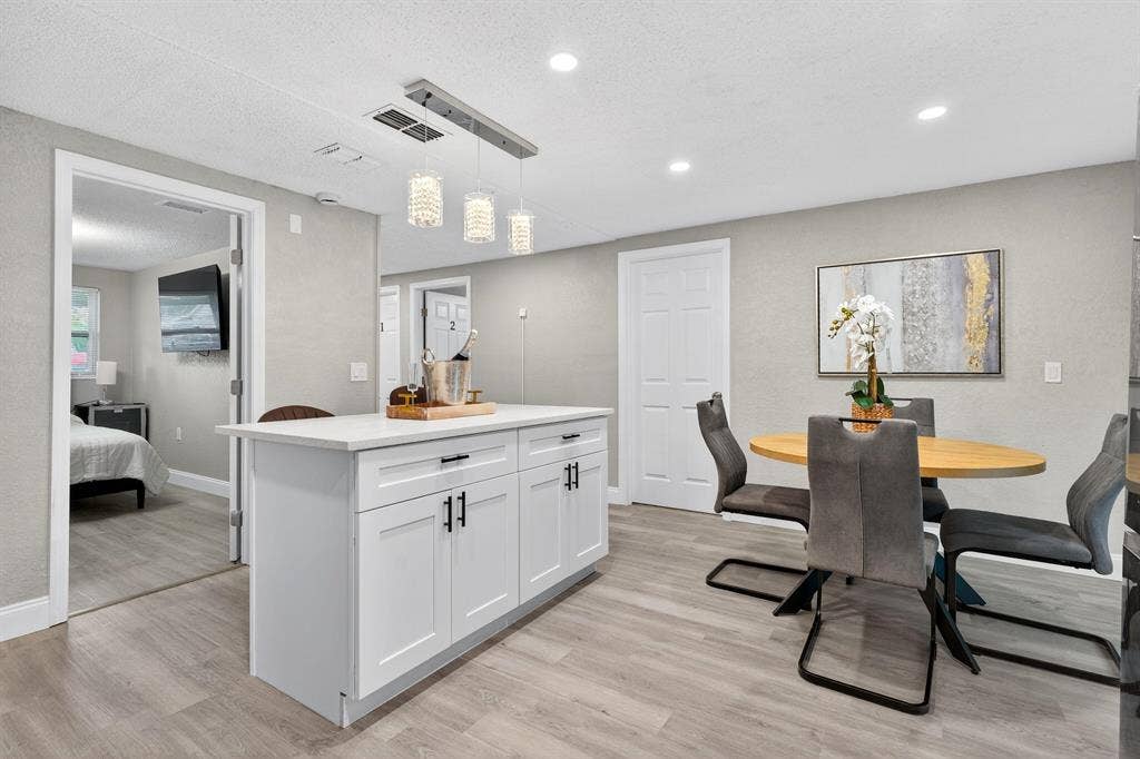 4 BR in Lakeland