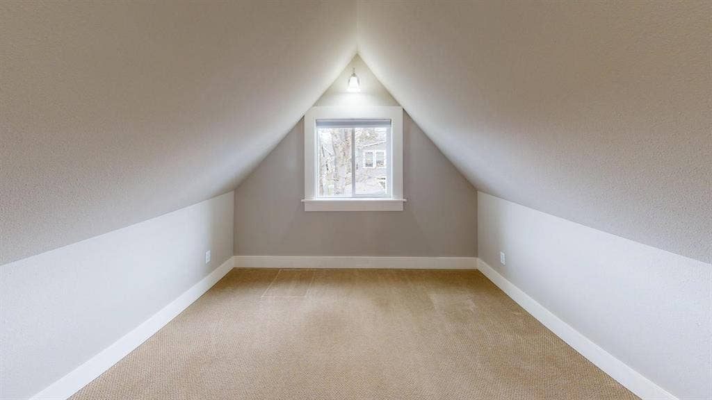1 BR in Seattle