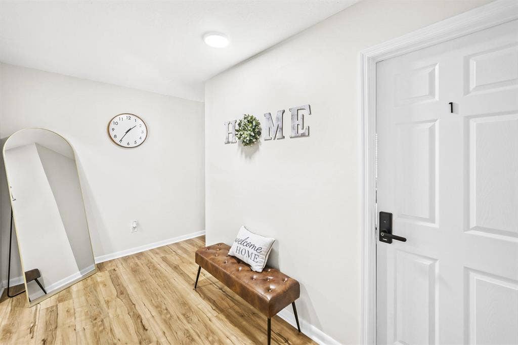 6 BR in Jacksonville