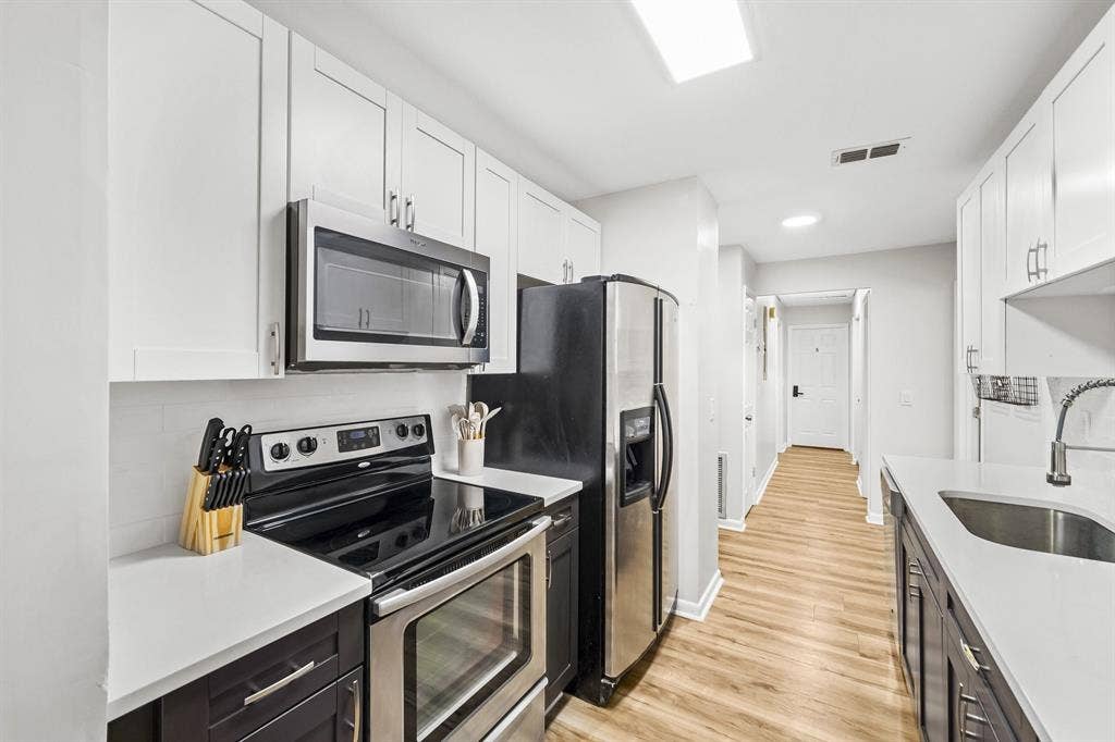 6 BR in Jacksonville