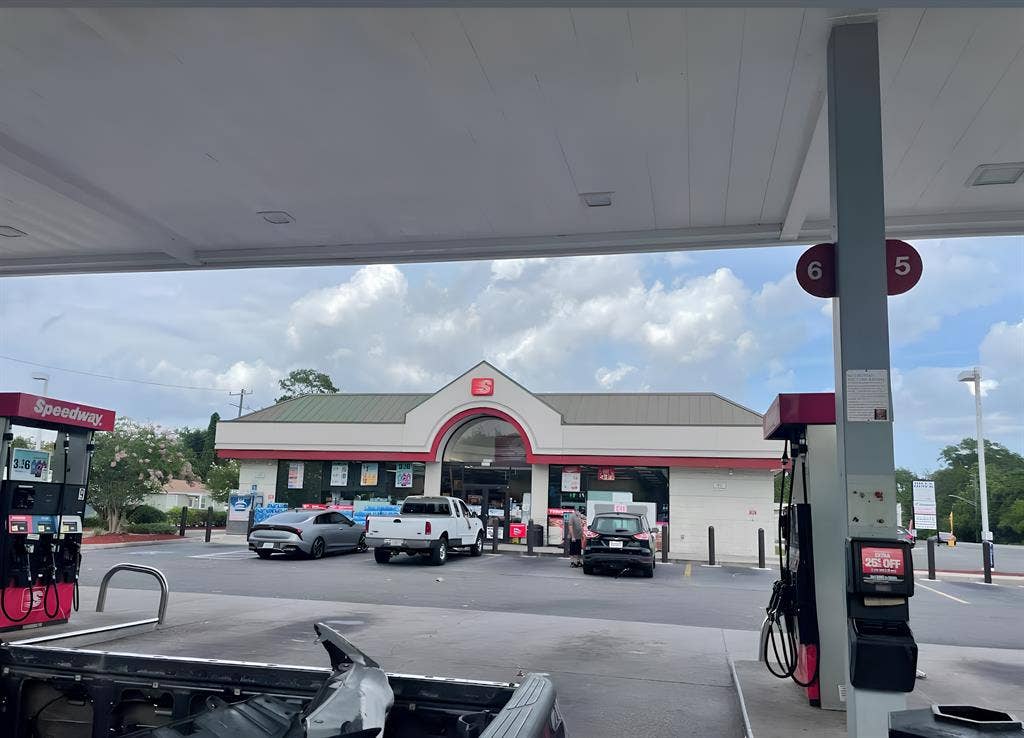 6 BR in Jacksonville