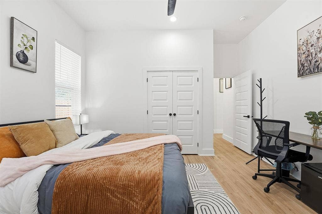 7 BR in Dallas