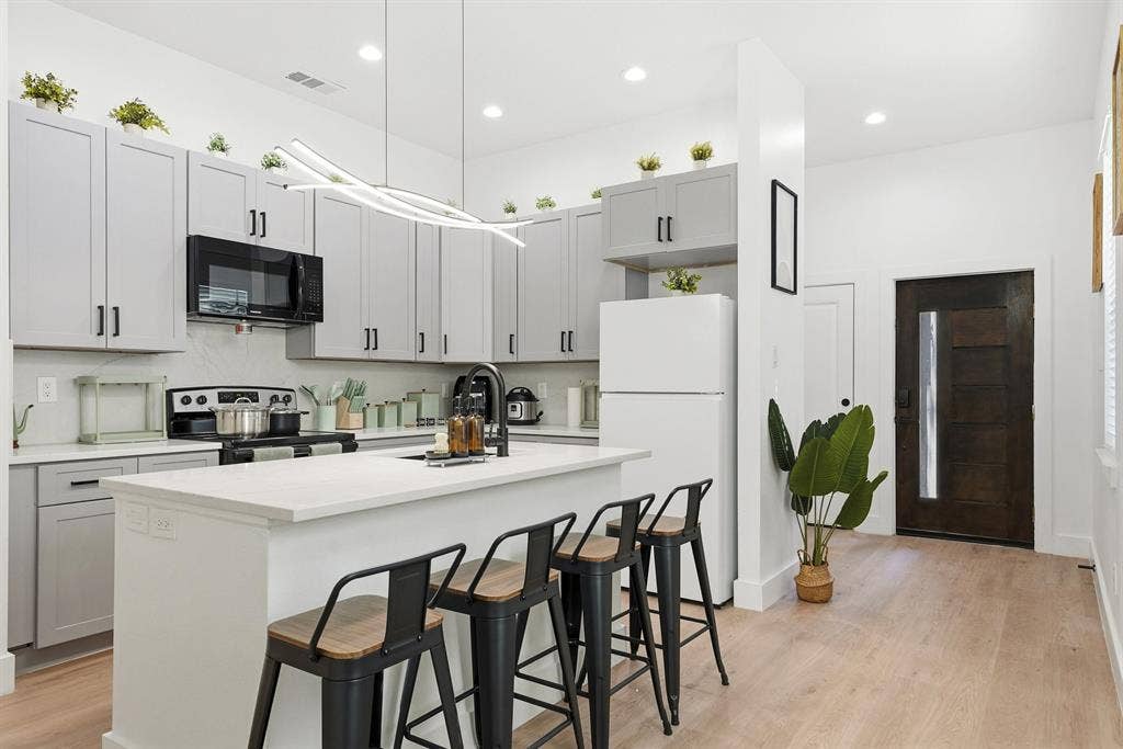 7 BR in Dallas
