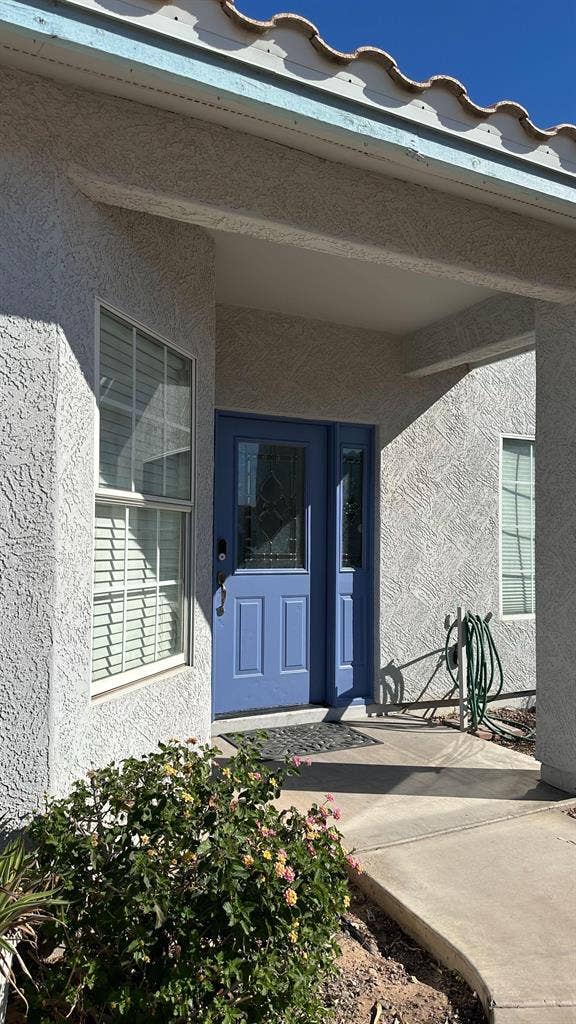8 BR in Mesa