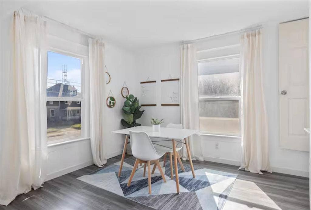 2 BR in Tacoma