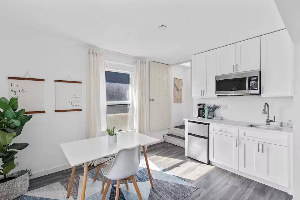 2 BR in Tacoma