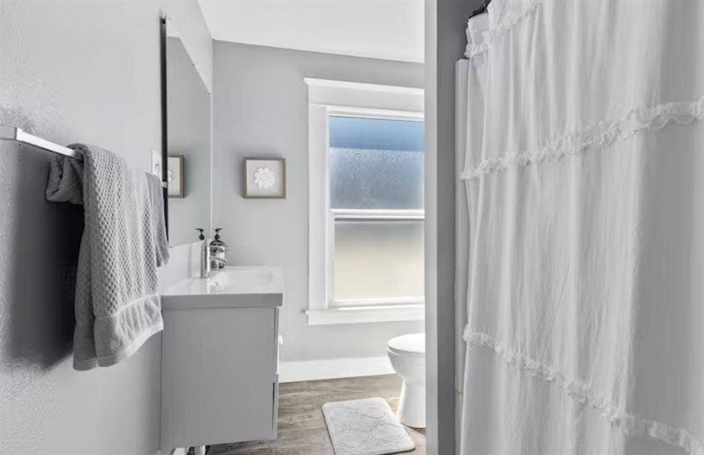 2 BR in Tacoma