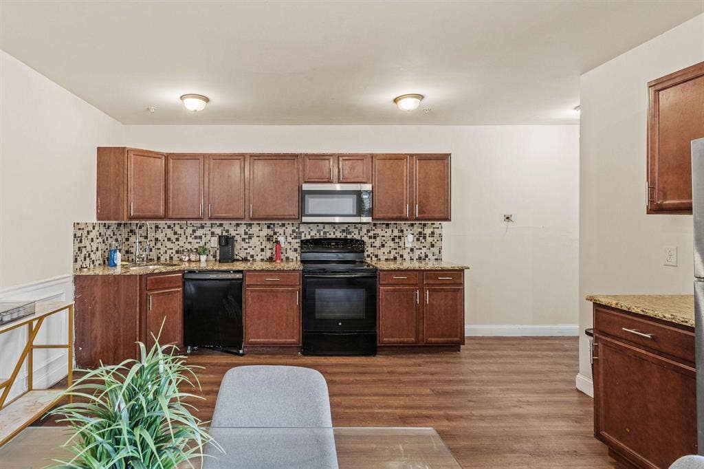 5 BR in Philadelphia