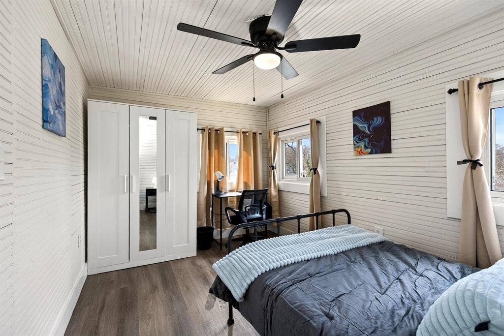 7 BR in Dayton