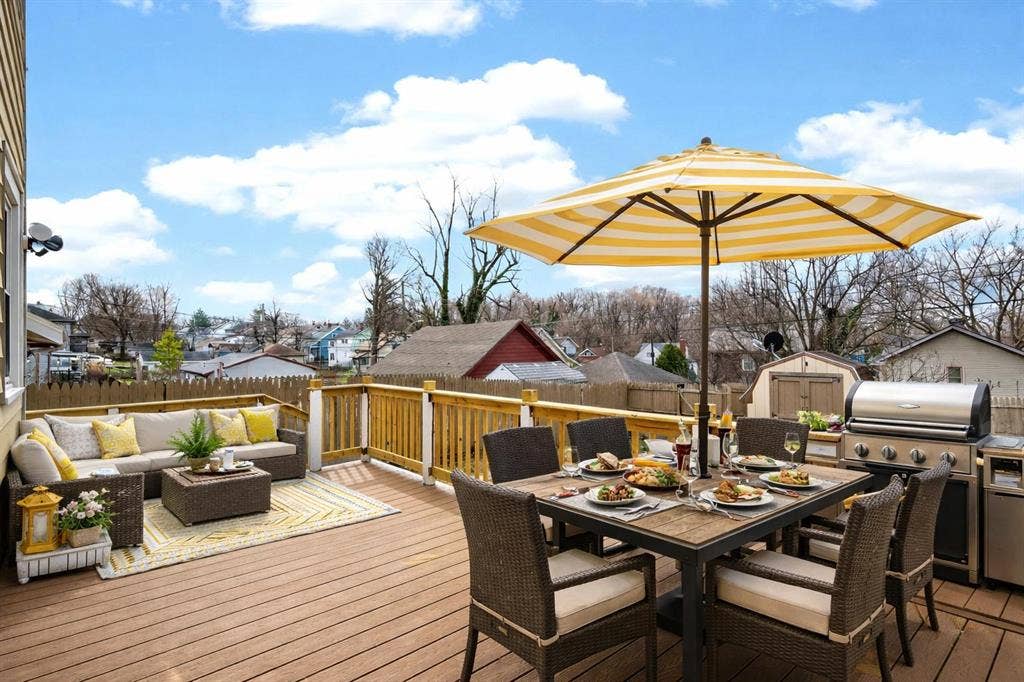 7 BR in Dayton
