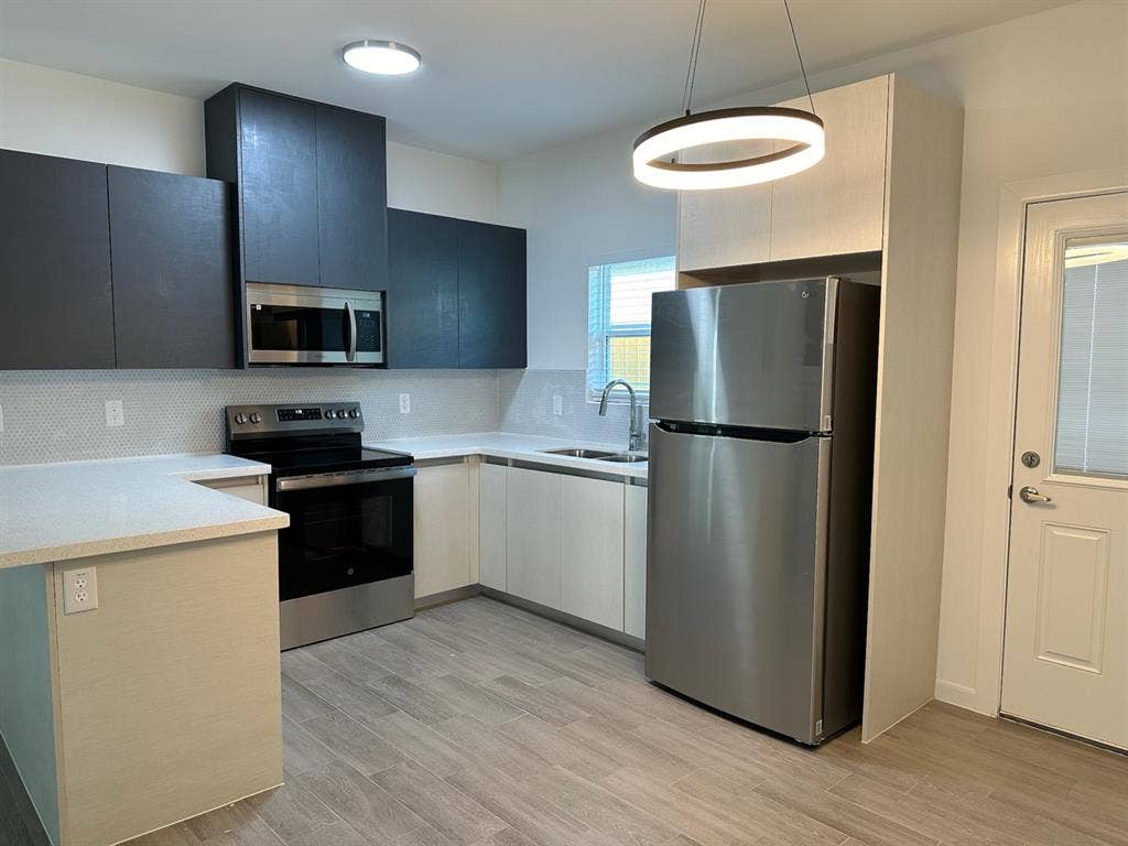 3 BR Available at Alton, TX