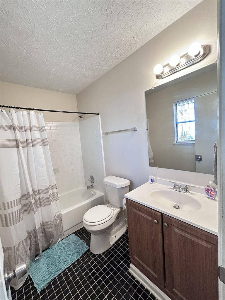 10 BR in Decatur