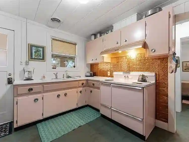 1 BR in Gulfport