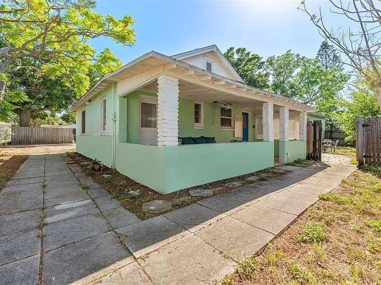1 BR in Gulfport
