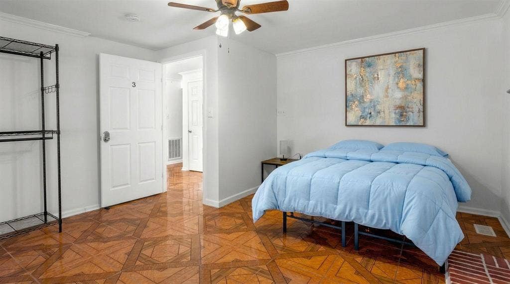 10 BR in Charlotte