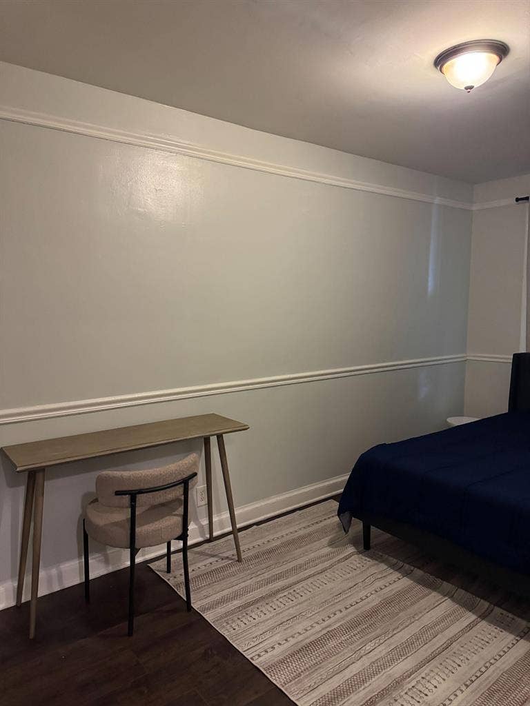 2 BR in Washington