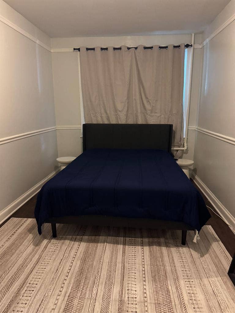 2 BR in Washington