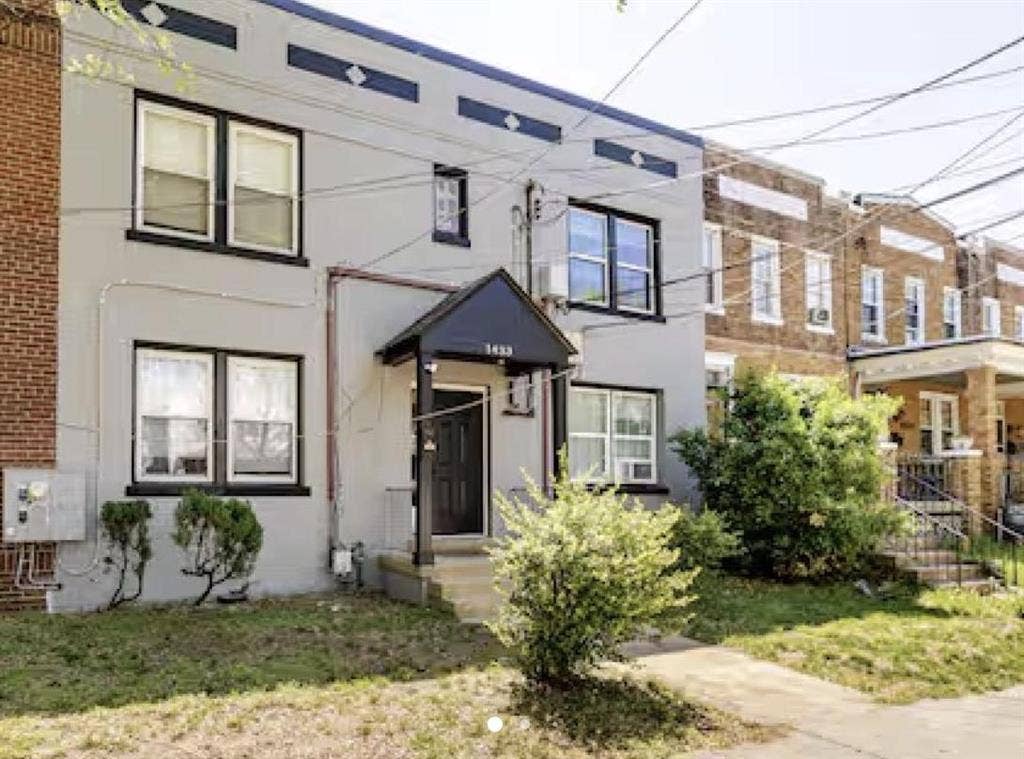 2 BR in Washington