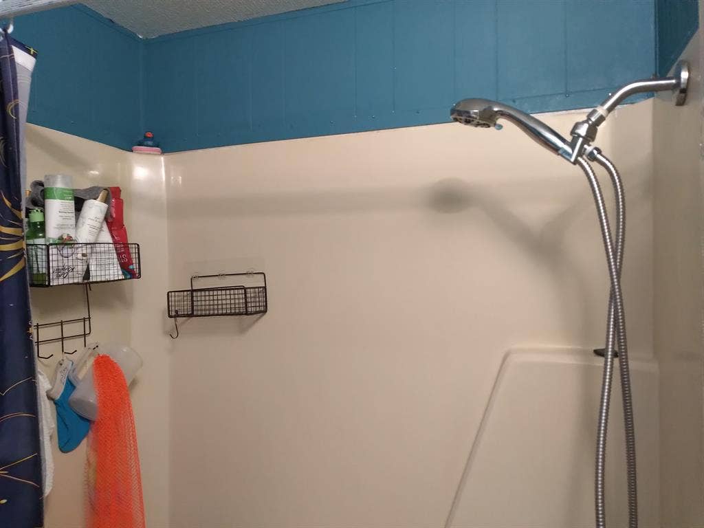 Seeking roommate