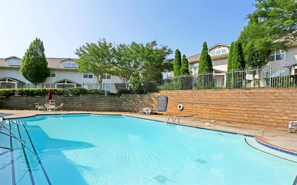 2 BR in Atlanta