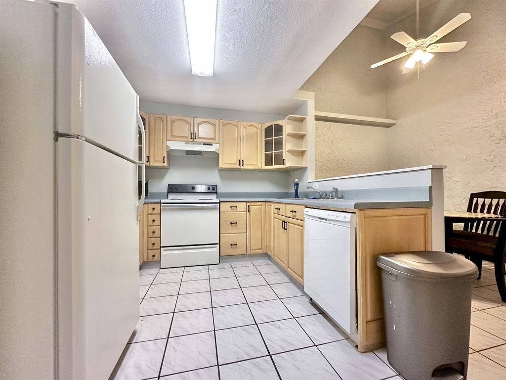 4 BR in Land O' Lakes