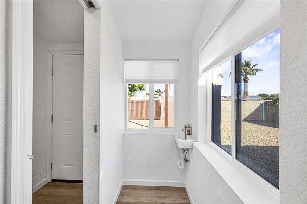6 BR in Phoenix