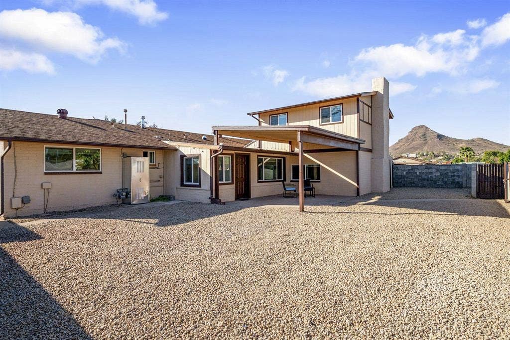 6 BR in Phoenix