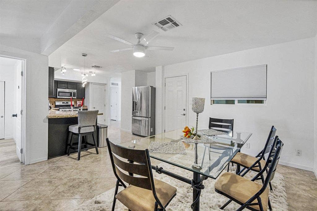 6 BR in Phoenix