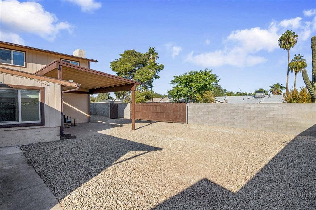 6 BR in Phoenix
