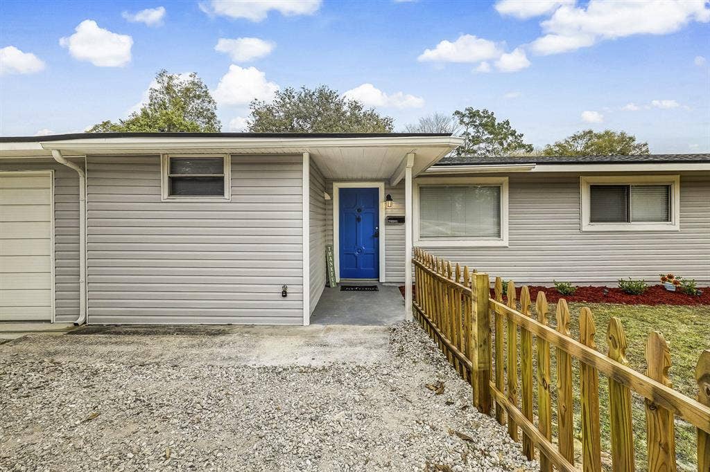 7 BR in Jacksonville