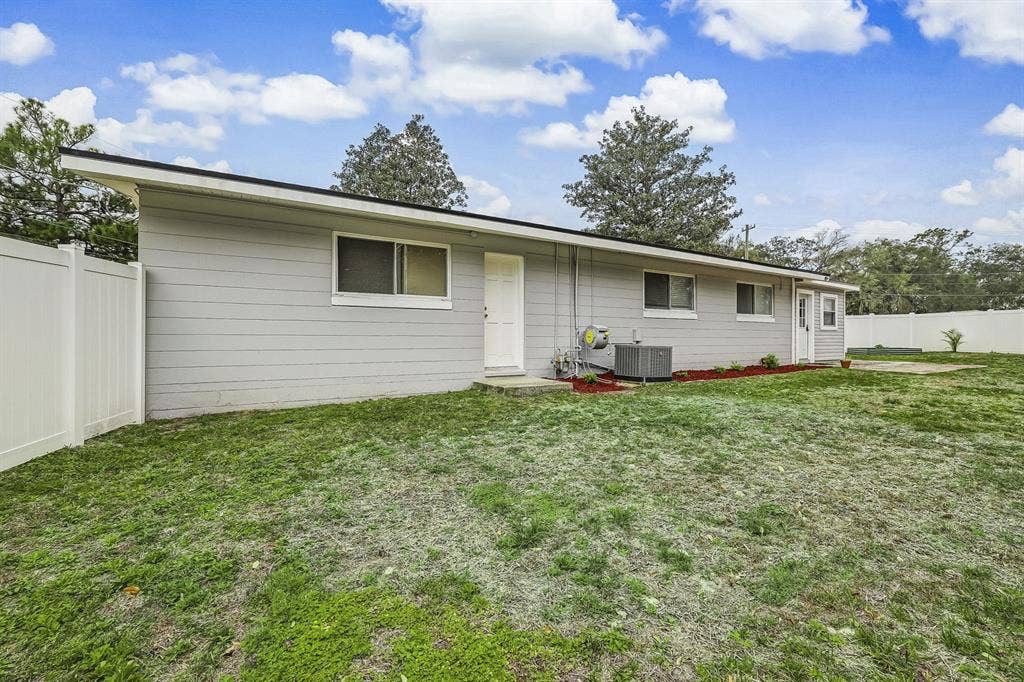 7 BR in Jacksonville