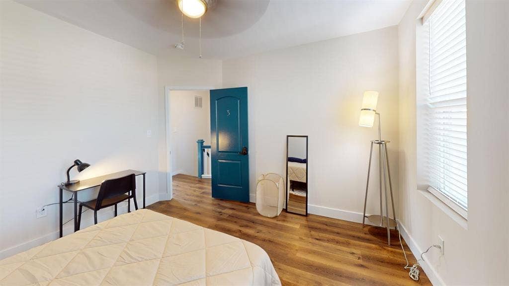 4 BR in Baltimore