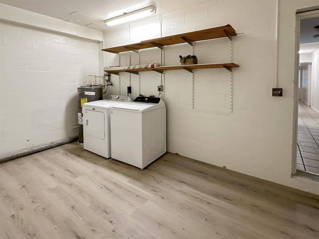 8 BR in St. Petersburg