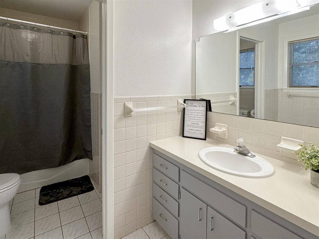8 BR in St. Petersburg