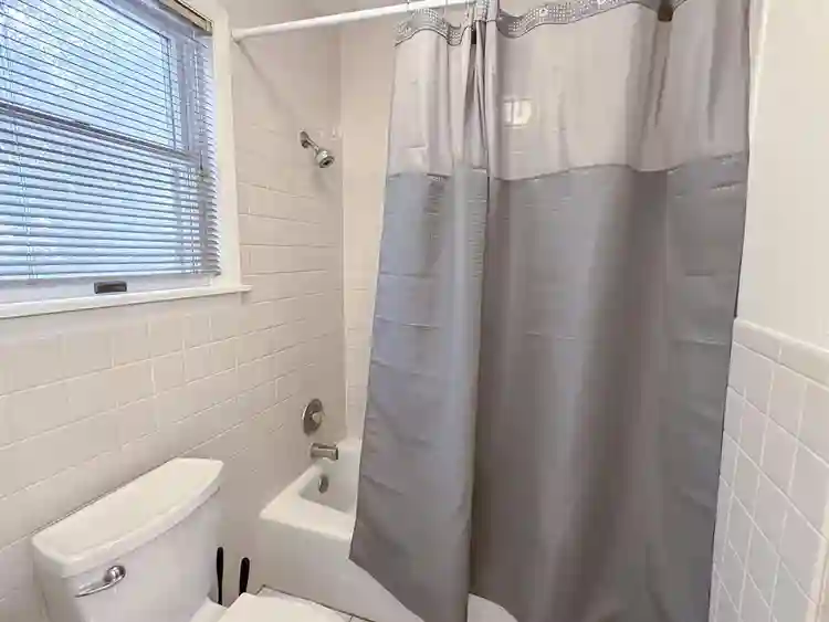 8 BR in St. Petersburg