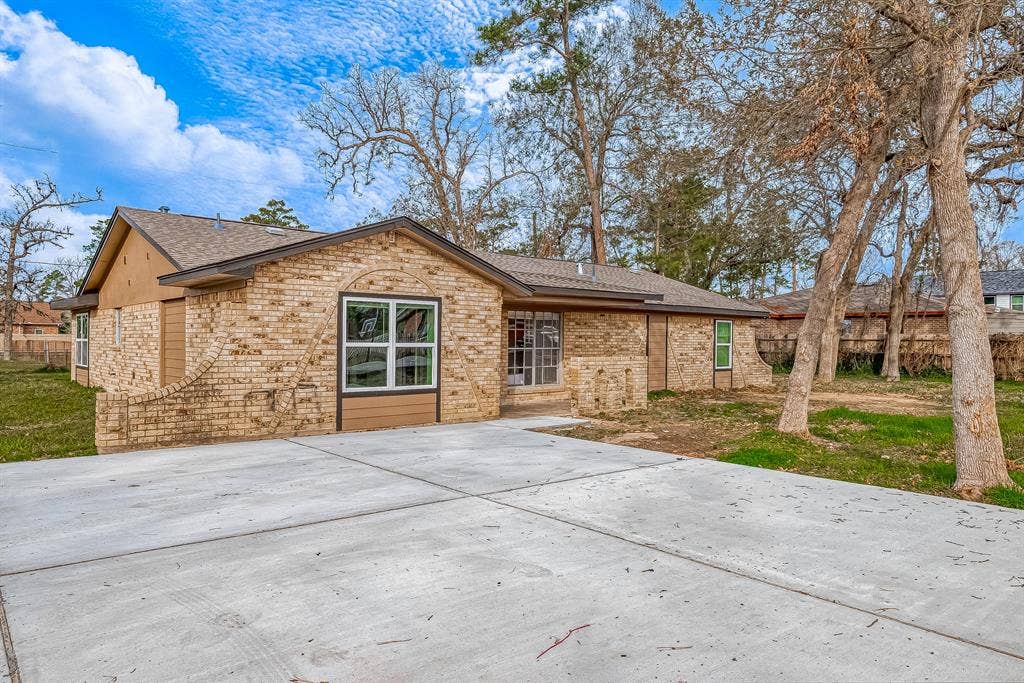 6 BR in Houston