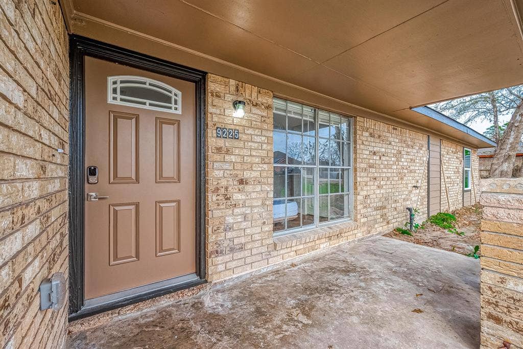 6 BR in Houston