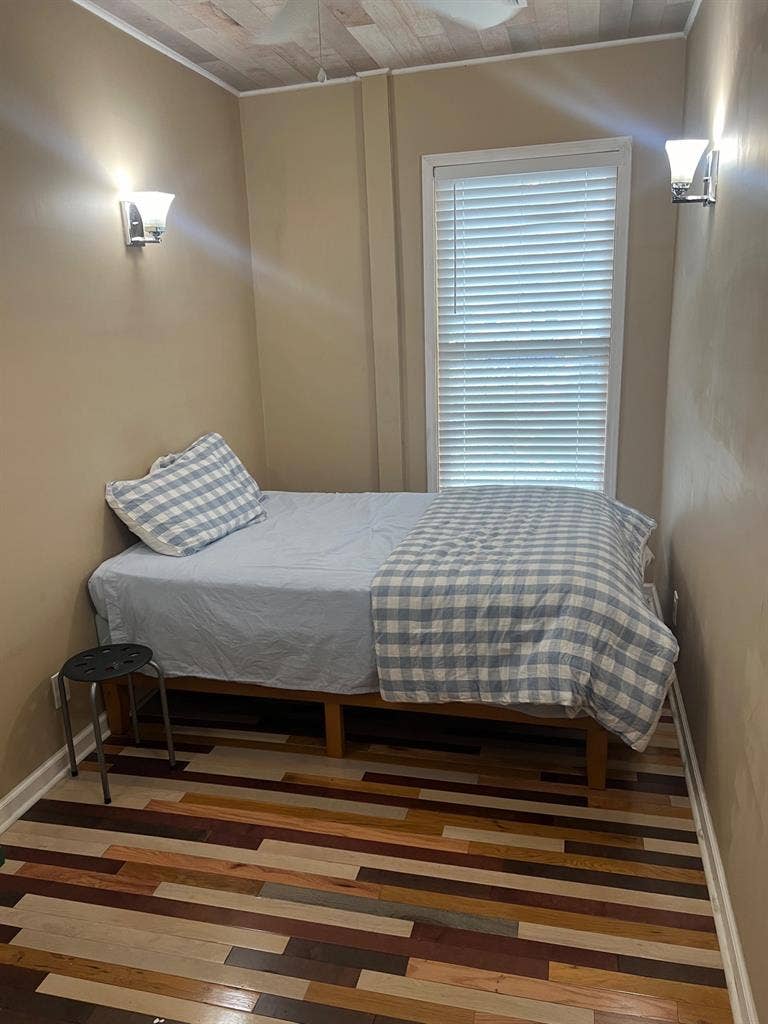 2 BR in Union City