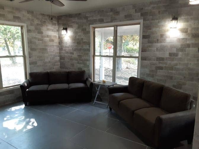 2 BR in Union City