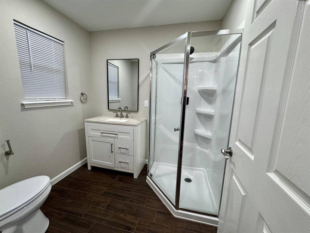 7 BR in Houston