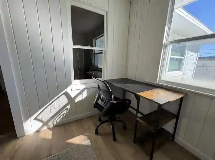 8 BR in St. Petersburg