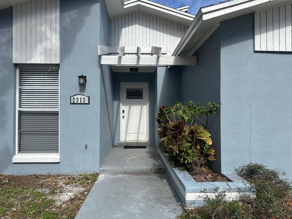 2 BR in Tampa