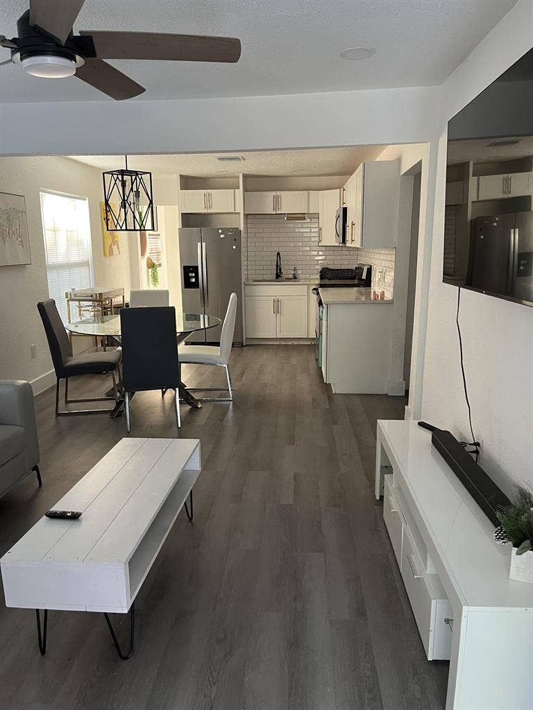 4 BR in Tampa