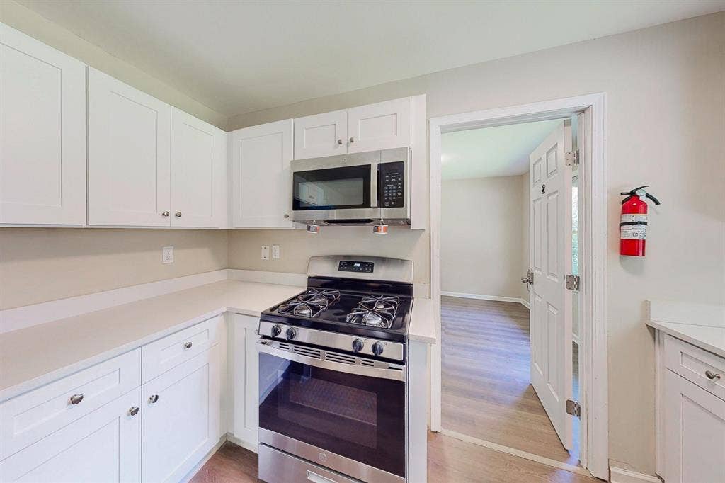 7 BR in Decatur