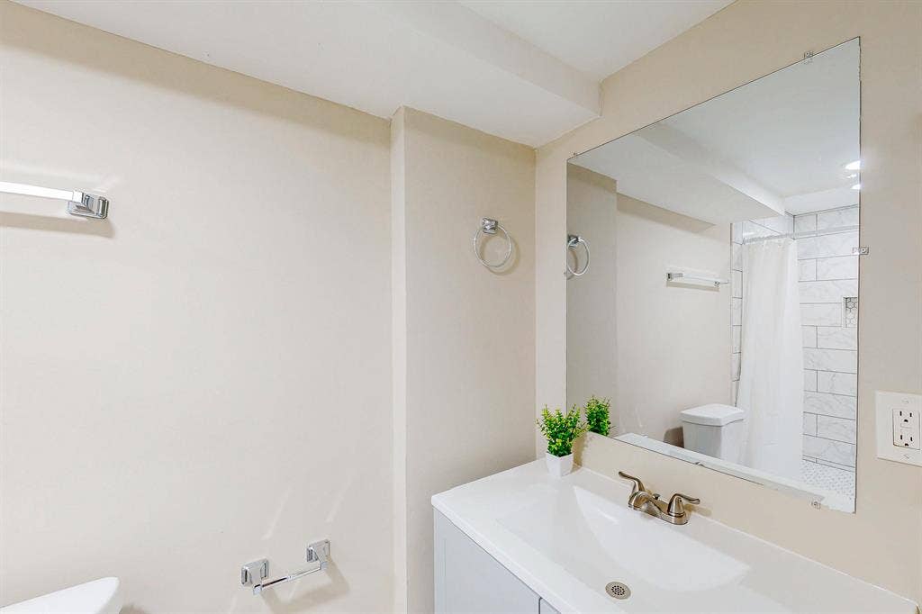 7 BR in Decatur