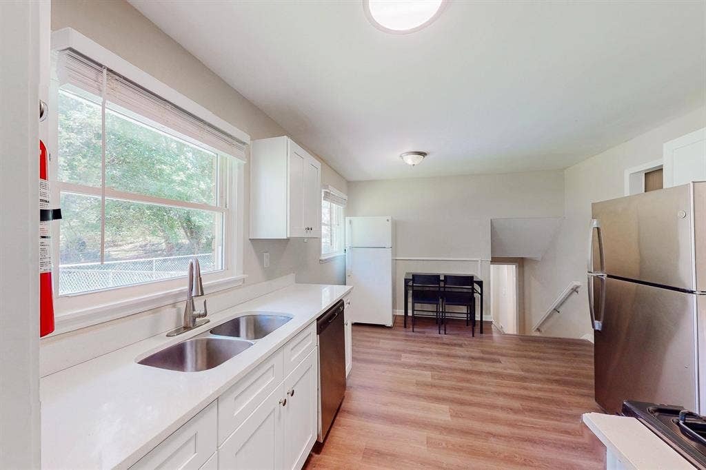 7 BR in Decatur