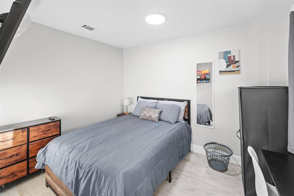 5 BR in Jacksonville