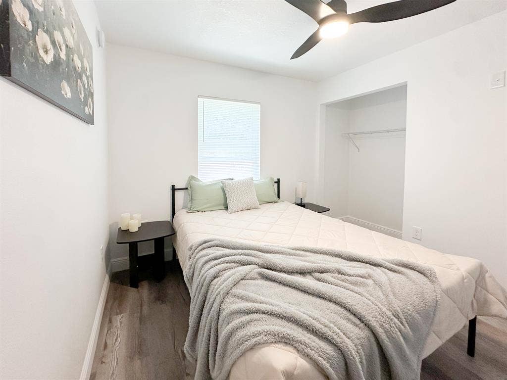 4 BR in Tampa